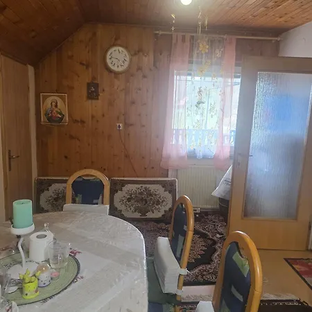 Ofta International Guests House Senovo