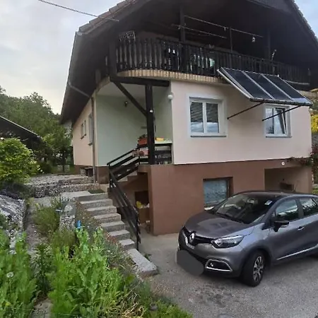 Ofta International Guests House Apartman