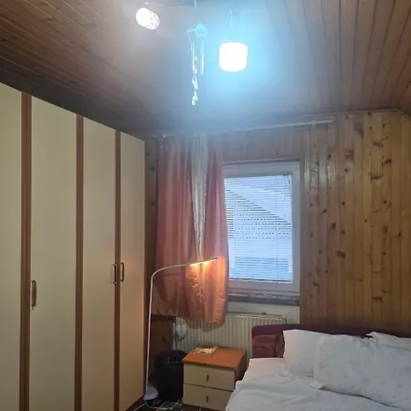 Ofta International Guests House Senovo